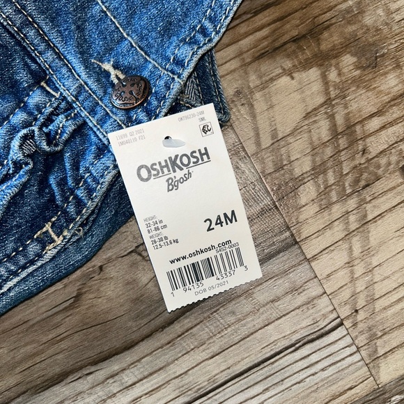 Oshkosh b’gosh NWT Denim Overalls with Heart Pocket - Picture 3 of 3